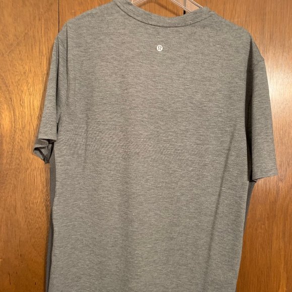 Lululemon Tee - Picture 2 of 3